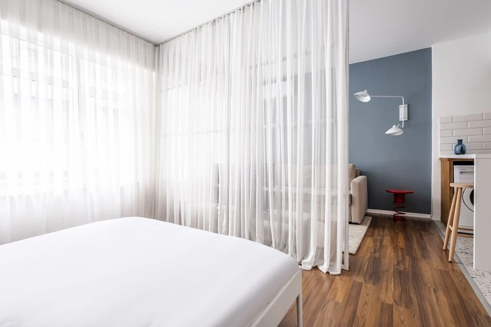 Sleek Studio Flat With Central Location in Kadikoy