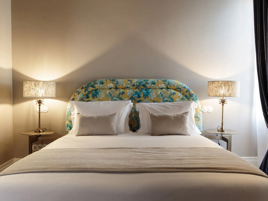Dear Lisbon - Valmor Palace