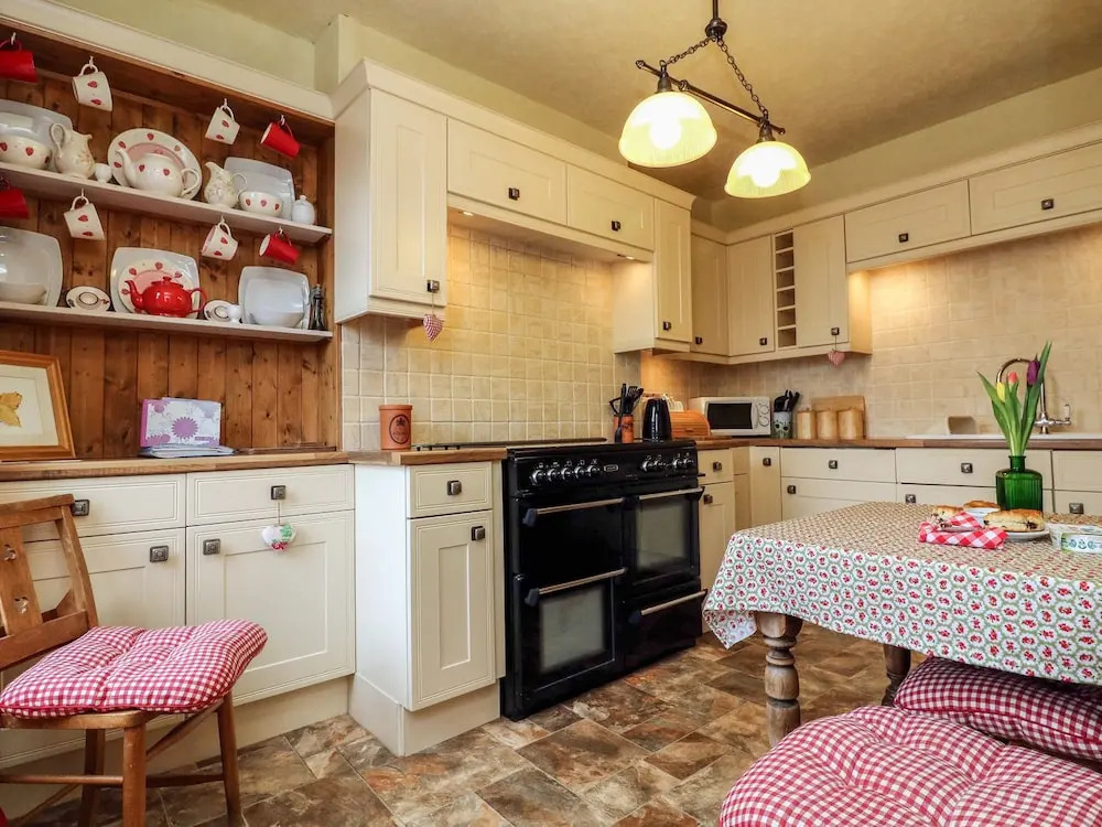 Elm Cottage
