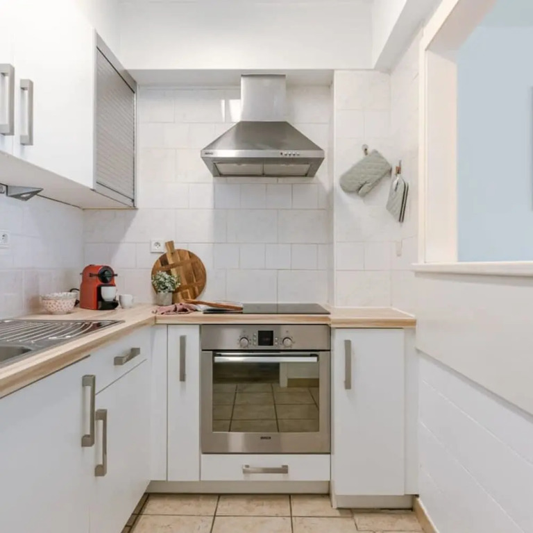 Renovated Apartment Close to the Beach
