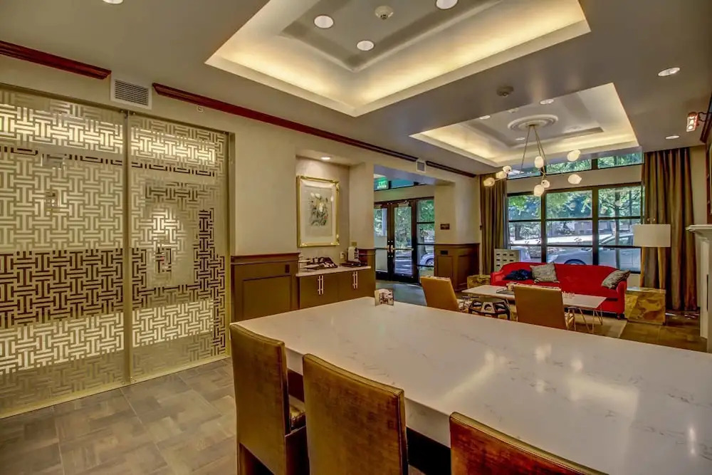 Pelicanstay at Portland University