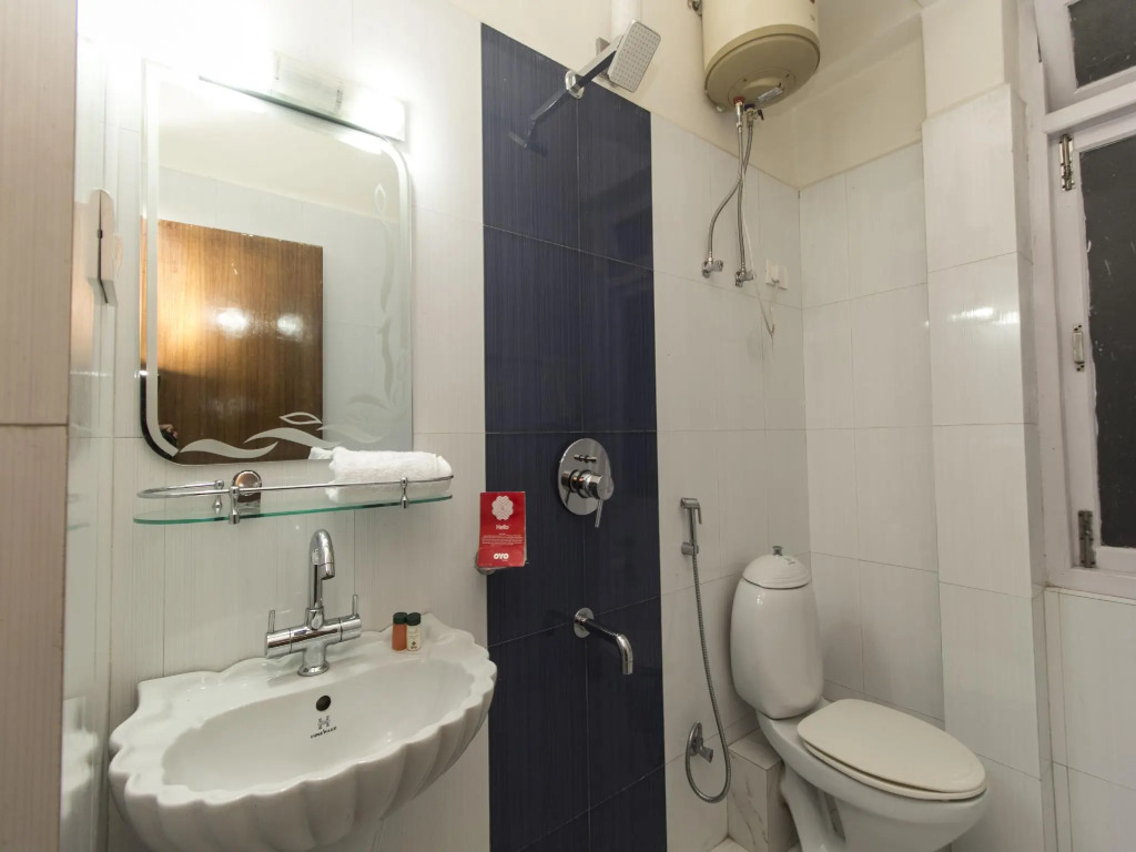 OYO 14341 Hotel Highland Vista