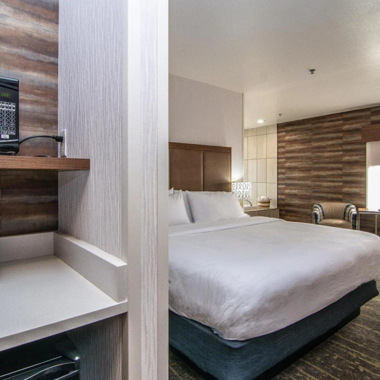 Holiday Inn Express Hotel & Suites Kalispell by IHG