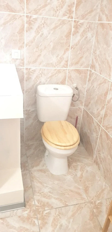 Apartment with One Bedroom in Le Gosier, with Wonderful Mountain View, Enclosed Garden And Wifi - 3 Km From the Beach