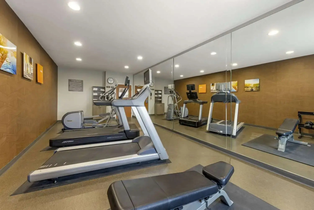 Comfort Inn & Suites Oklahoma City North - Quail Springs
