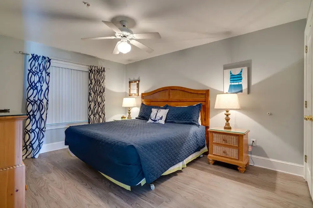Crystal Dunes 503 by Newman-Dailey