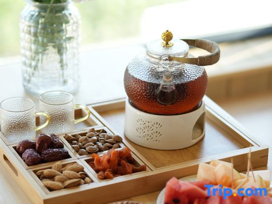 Yunyin Design | Panoramic Mountain View | Designer's Courtyard Luxury Boutique Hotel