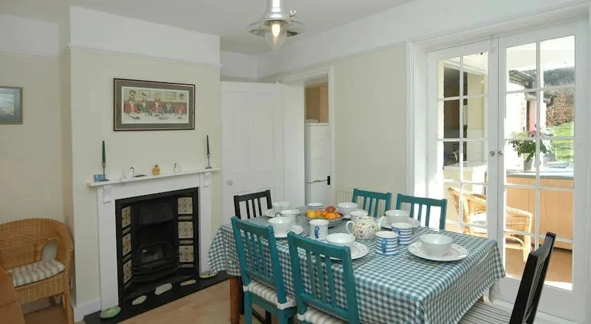Apple Tree Cottage
