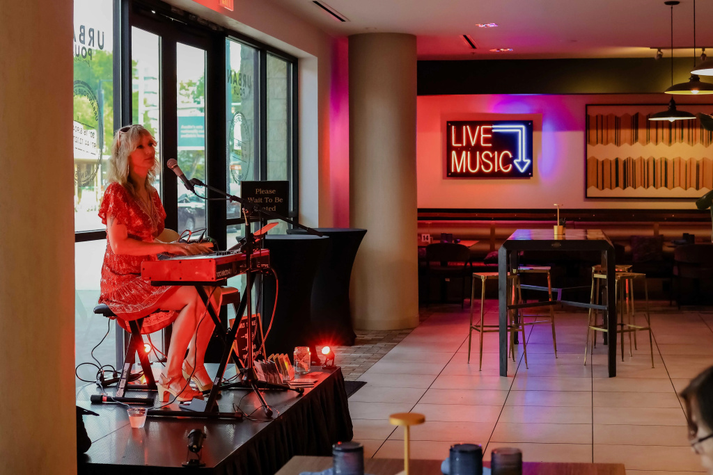 Hotel Indigo Austin Downtown - University by IHG