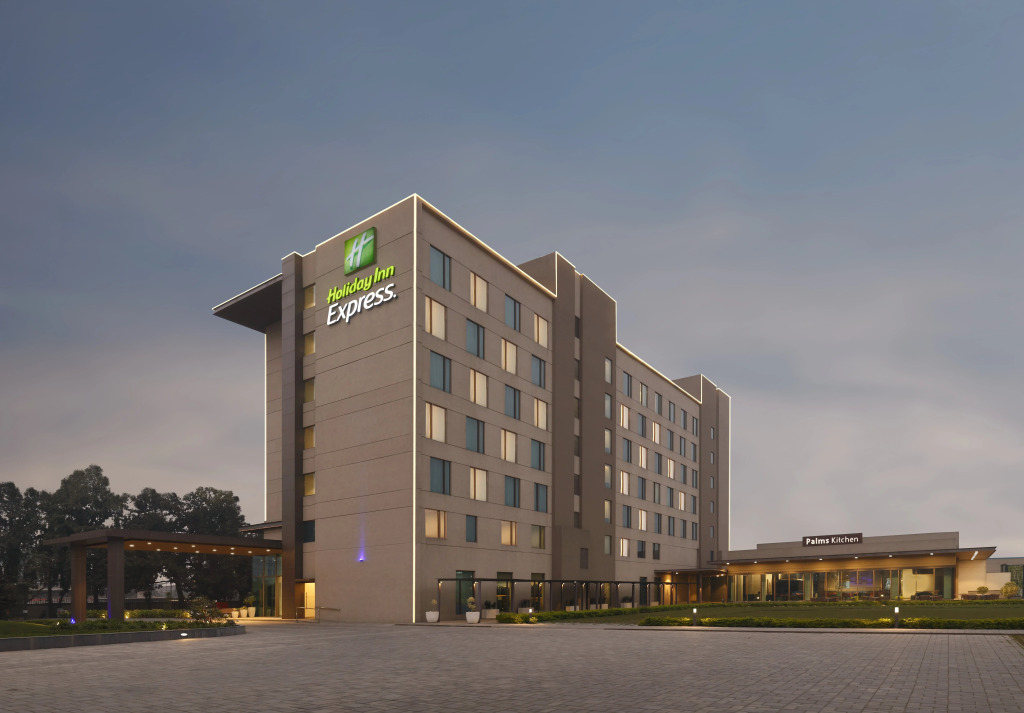 Holiday Inn Express Kolkata Airport by IHG
