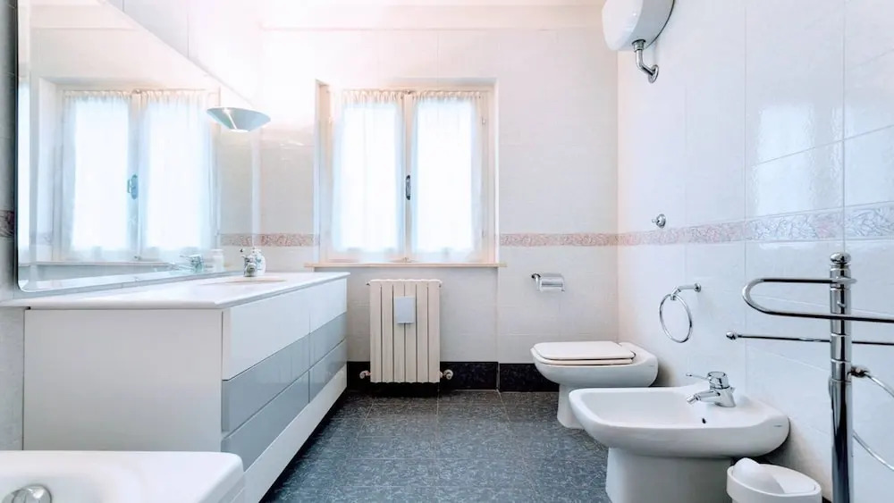 Villa Vallocchia - sleeps 18. Exclusive pool/grounds. Spoleto 10 mins. Rome 1 hr