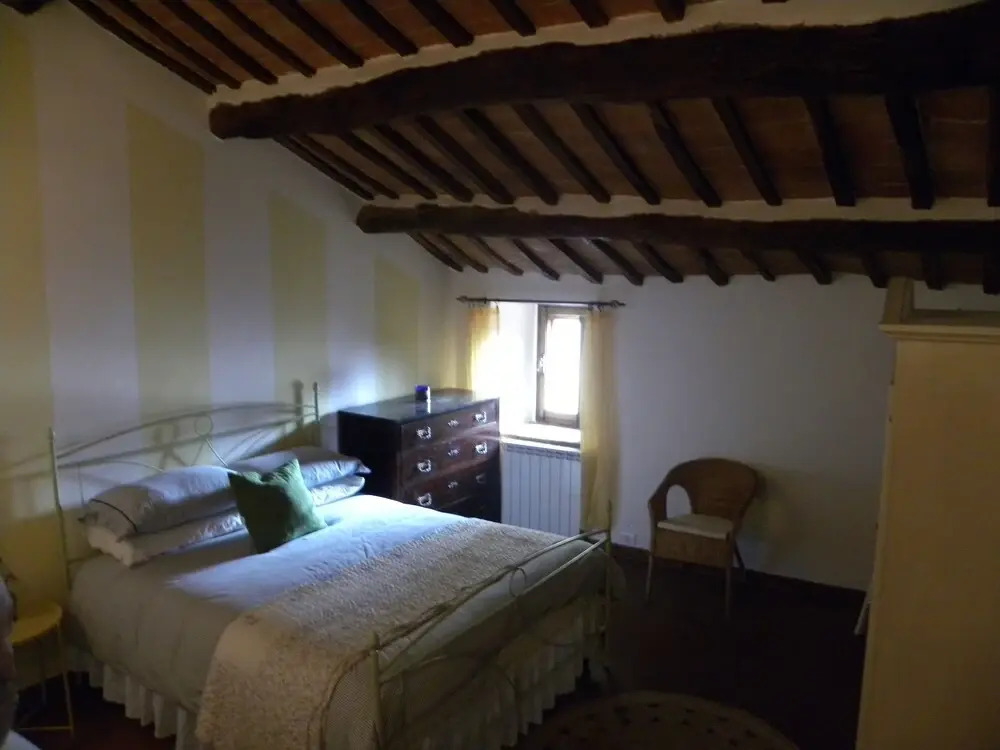 Rustic, cozy and quaint 1 bedroom apartment in the Heart of Cortona