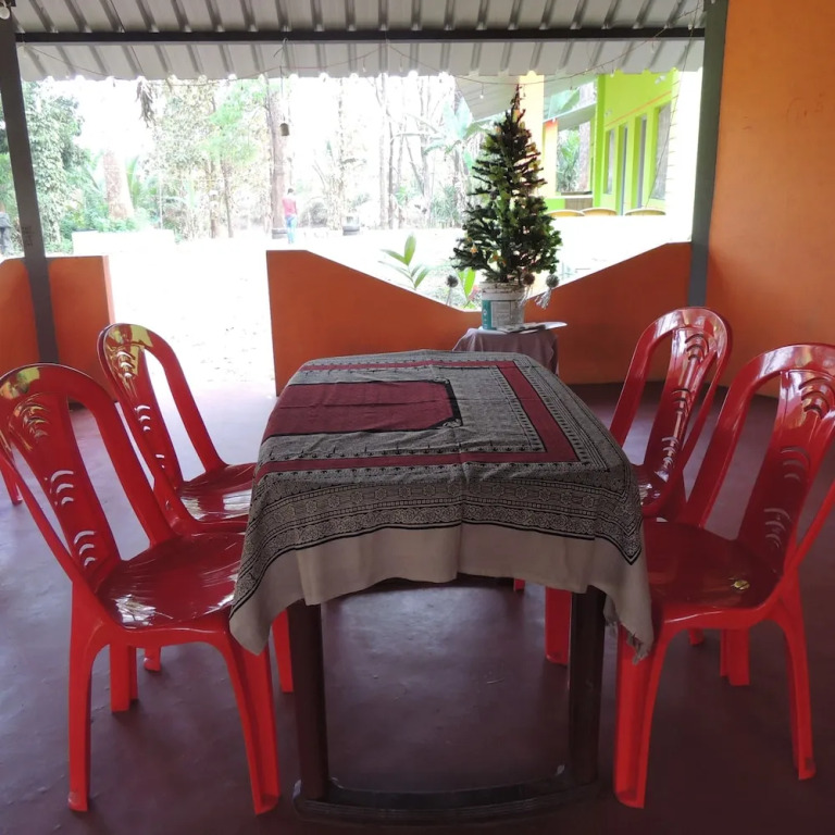 Dandeli Mysa KV