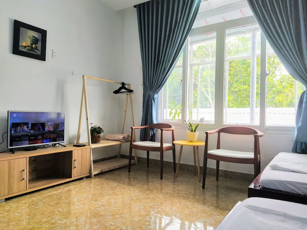 Q Homestay Garden Villa