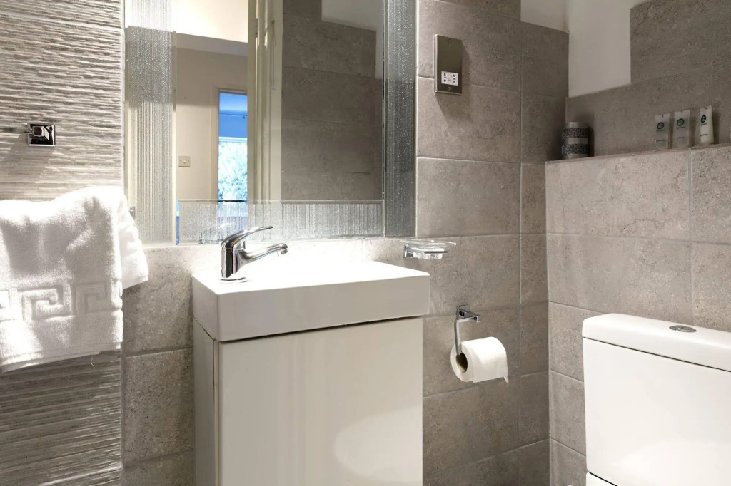 Peymans - The Addenbrooke's Suite Serviced Apartment