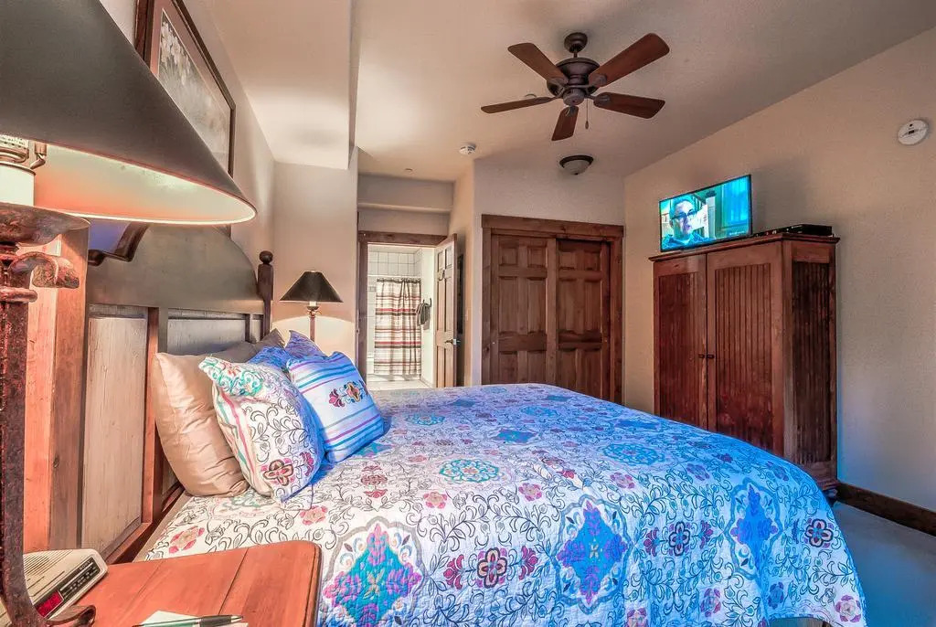 2109 Timberline Lodge, Trappeur's Crossing Apartment 1