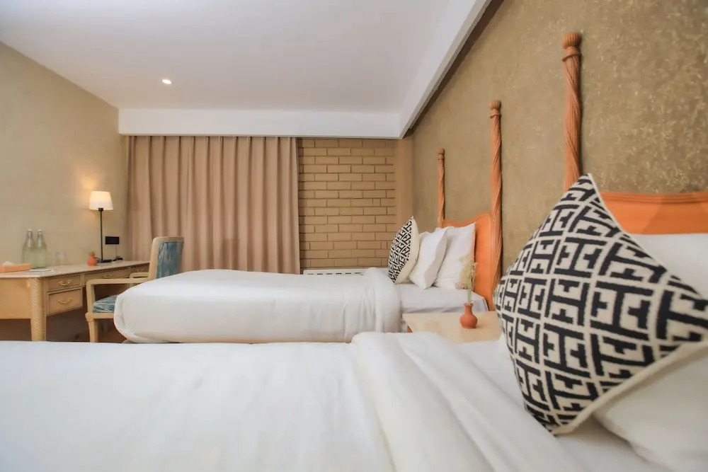 Pal Hotel