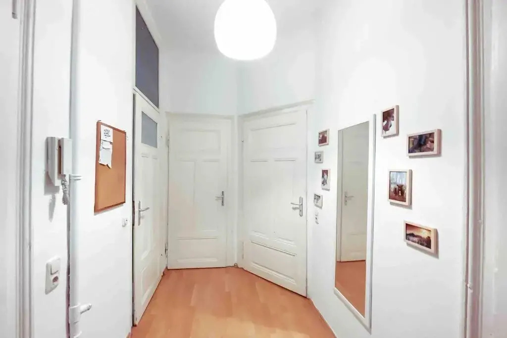 Altbau-Schmuckstück an der Karli mit riesigem Balkon