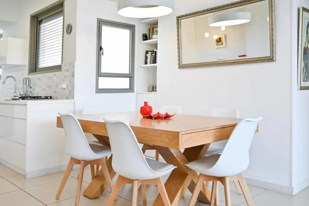 Classy 2BR in Amsterdam by HolyGuest