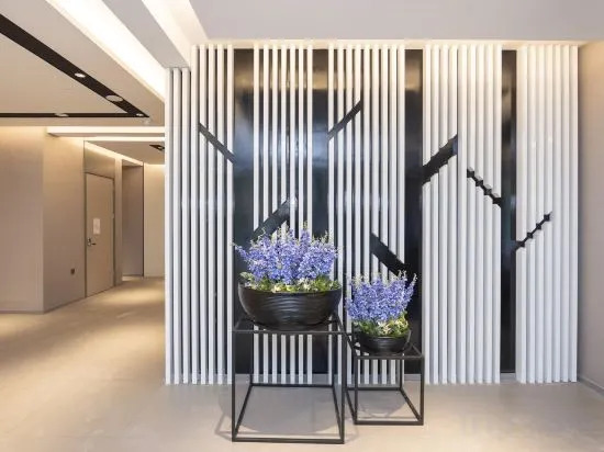 Homeinn Selected Hotel (Jinan Honglou Impression City Shandong University)