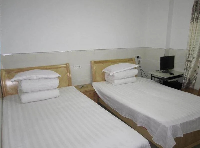 Chizhou Ranran Business Inn