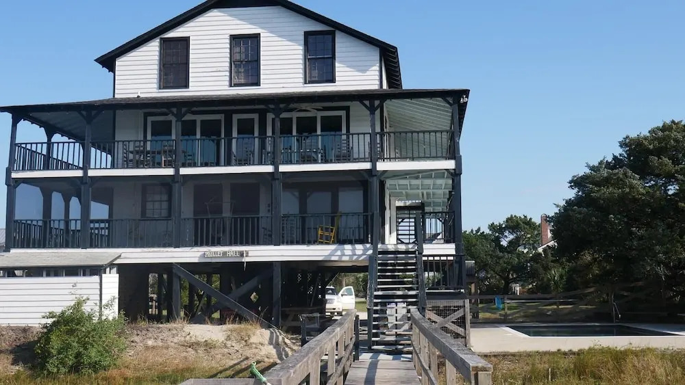 Mullet Hall House - 9 Br Home