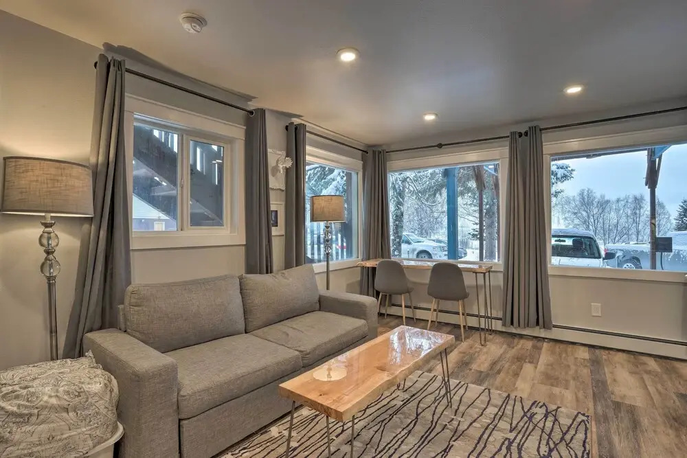 Modern Anchorage Getaway, Steps From Coastal Trail