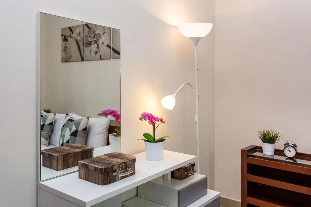 HiGuests - Modern Apt in Dubai Marina With Pool and Gym