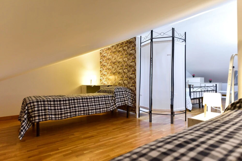 Libetta 8pax Apartment
