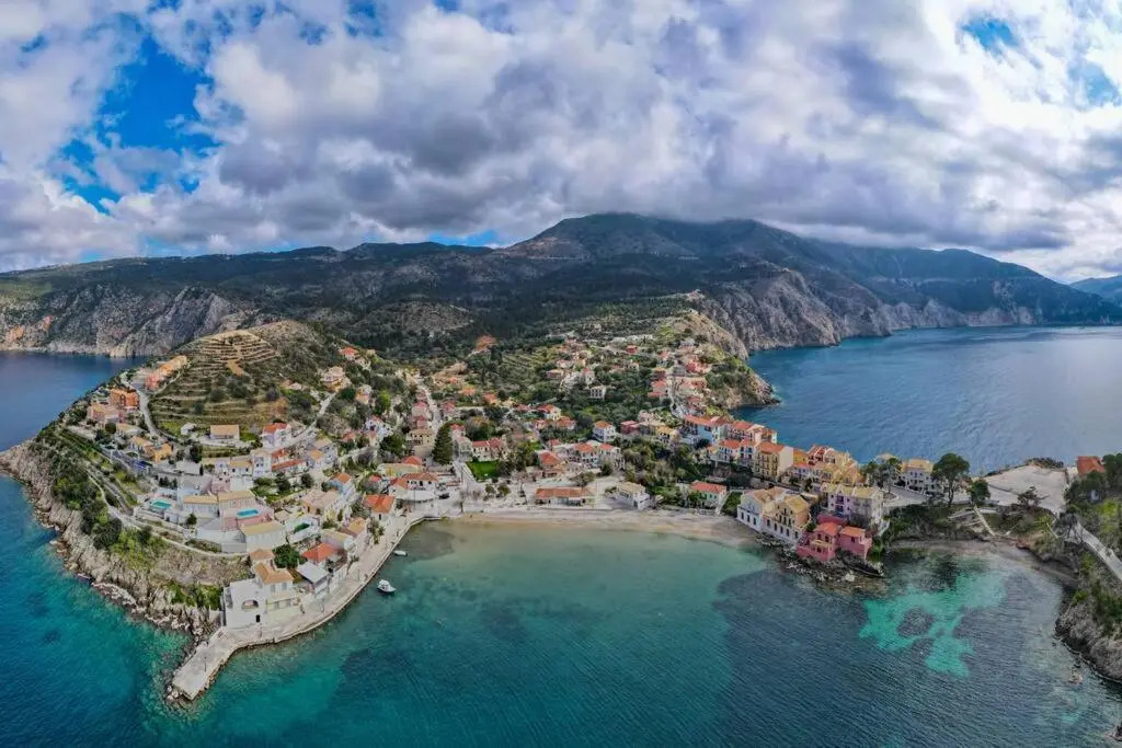 House of Hapiness in Assos