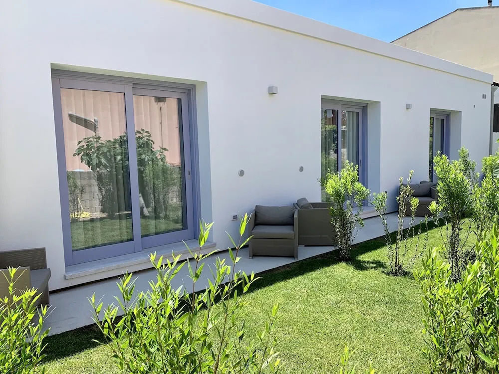 Enjoy Your Stay - Guest House - Olbia