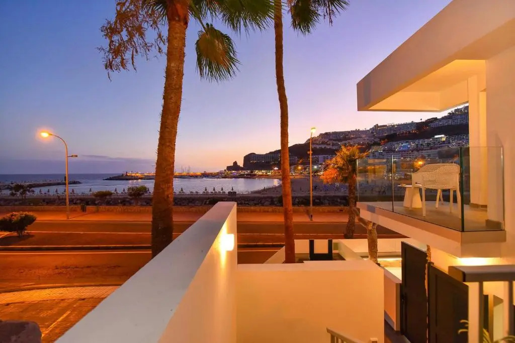 BeachFront Suites Morea Puerto Rico by VillaGranCanaria