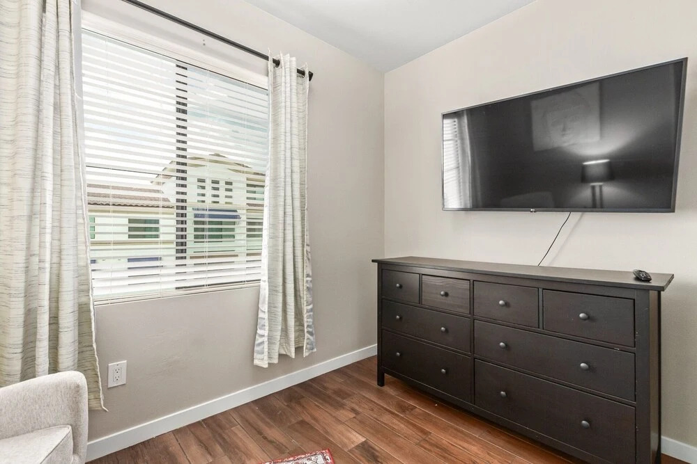 Queen Creek #425 Chandler 3 Bedroom Condo by Redawning
