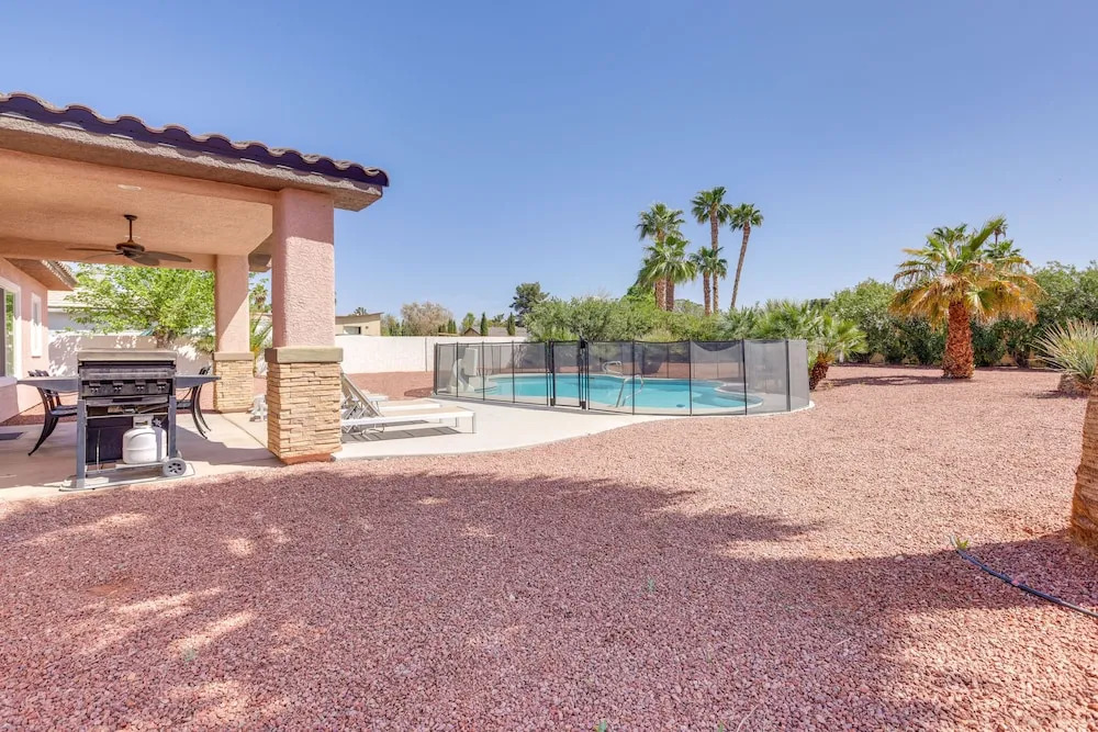 Updated Las Vegas House: Patio & Solar Heated Pool