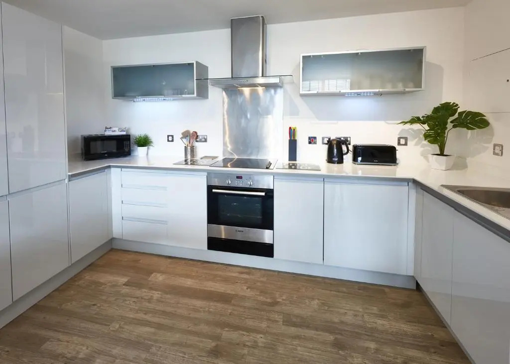 ShortstayMK Vizion apartments by Cotels, with free superfast wi-fi, parking