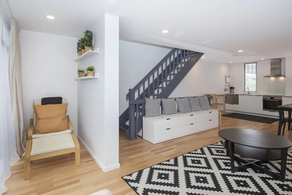 Star Struck Luxury - Inner City Townhouse