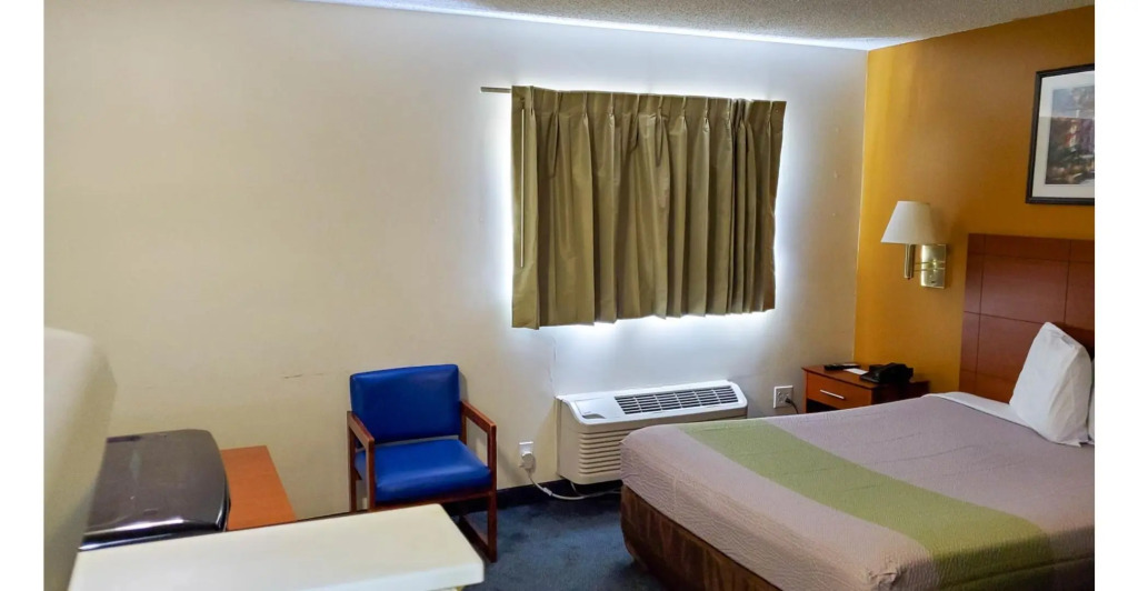 Studio 6 Extended Stay - Richmond, VA - I-64 West