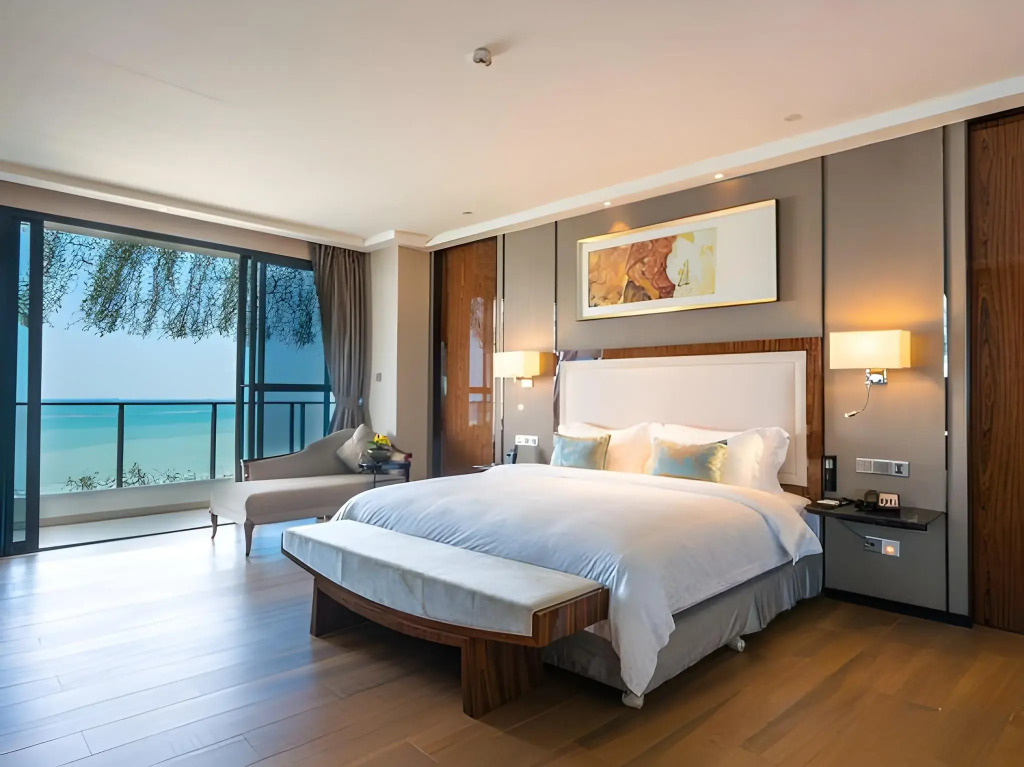 Forest City Marina Hotel