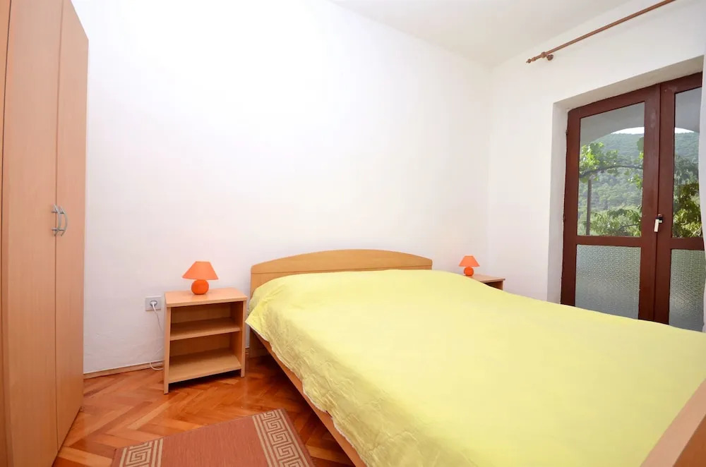 Apartments Zdravko