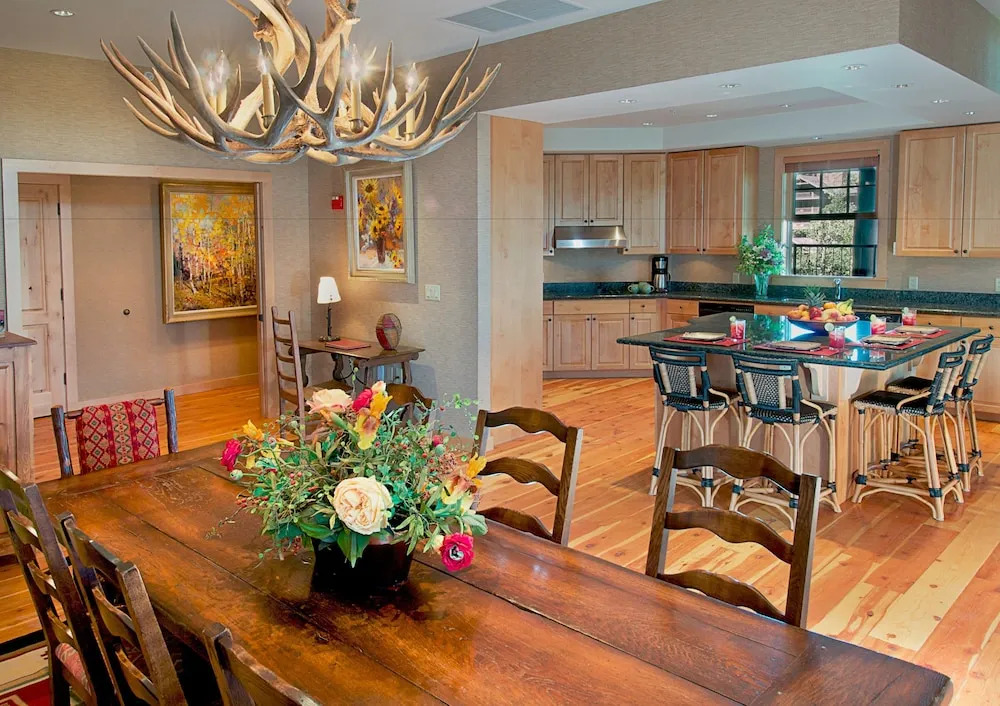 Cody House by JHRL