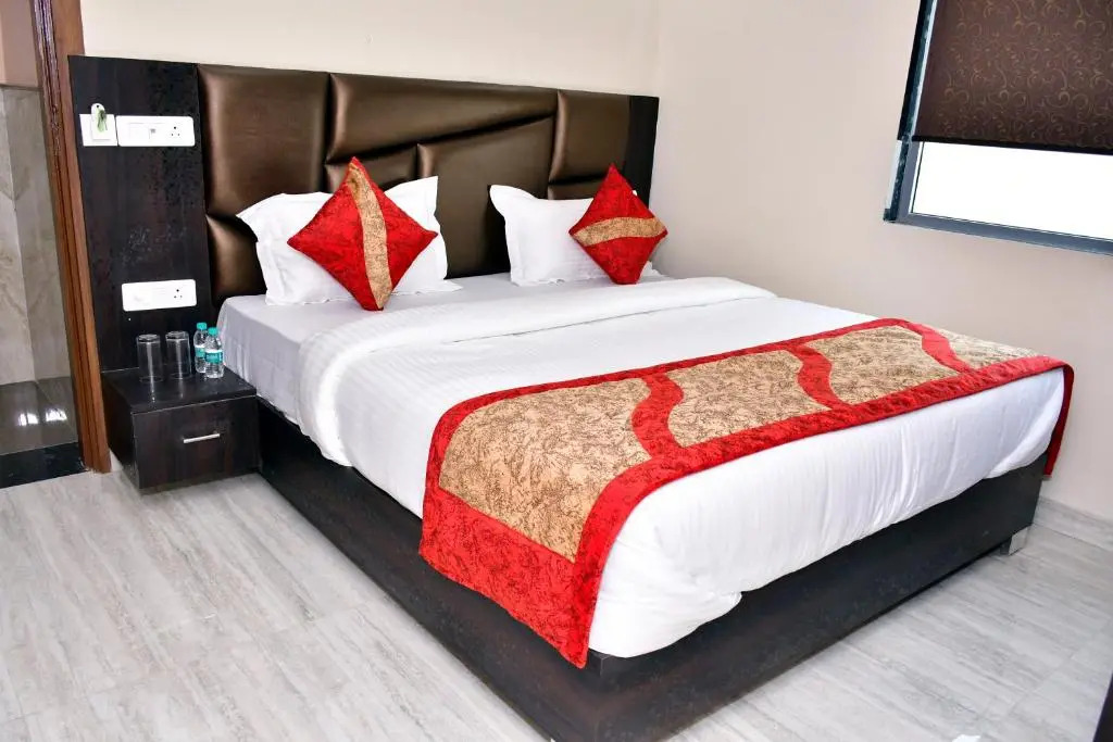 Hotel Royal Inn igi