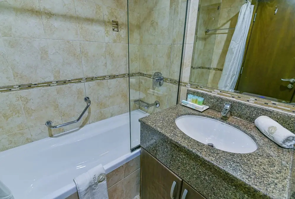 VISTA HOTEL APARTMENTS DELUXE