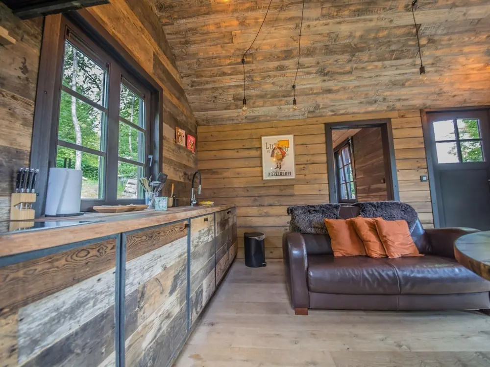 Holiday Home in Ferrieres With Garden