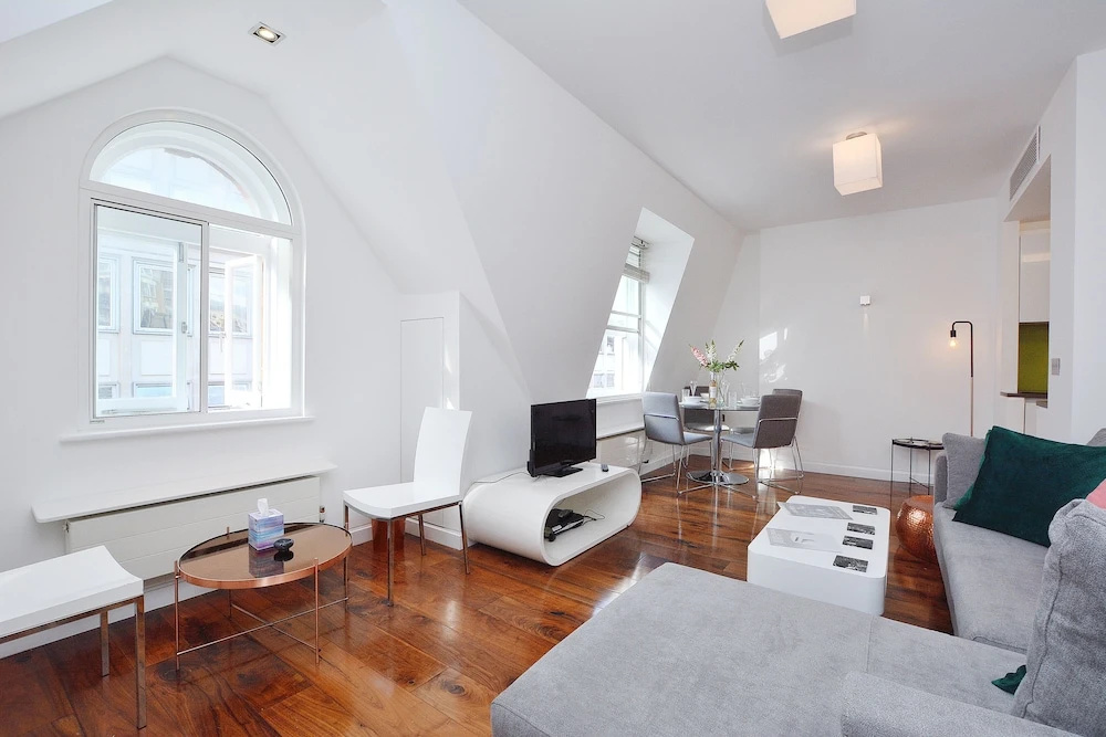 James Street Serviced Apartments by Globe Apartments