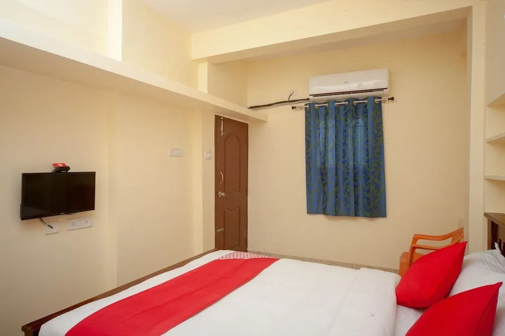 OYO 25004 Vinayak Residency