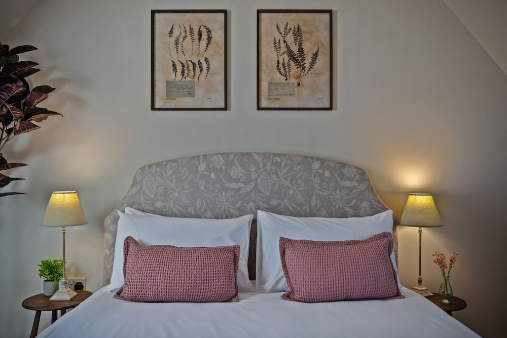 The Seven Residence - Hot tub, 5 min to Bicester Village, Pet friendly