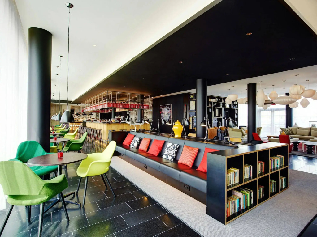 citizenM Paris La Défense