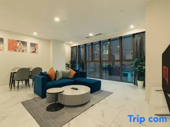 The Galleria | 2-bedrooms, spacious, large balcony