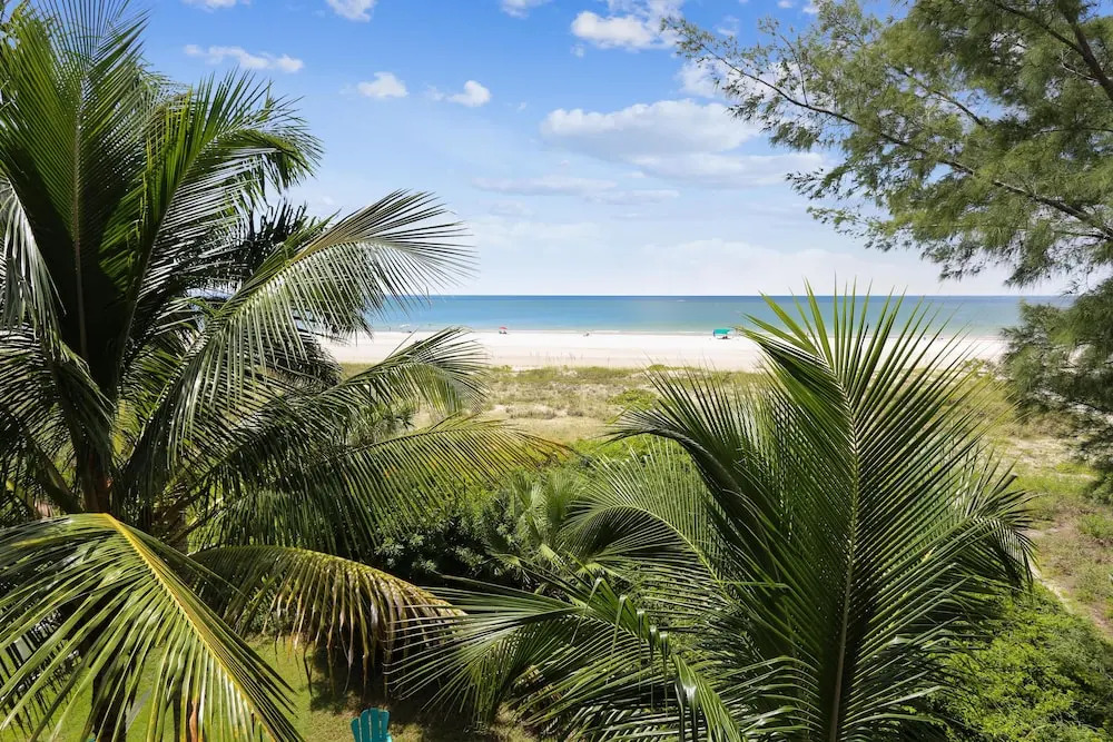 Hidden Treasure - Beach Front, Pool-spa