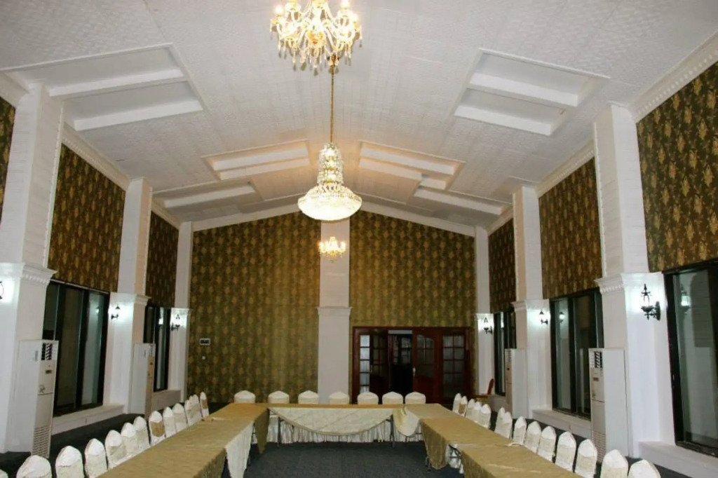 Loumaile Lodge